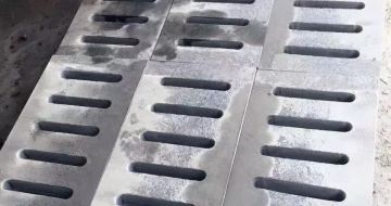 衡阳 芝麻灰石材沟盖板