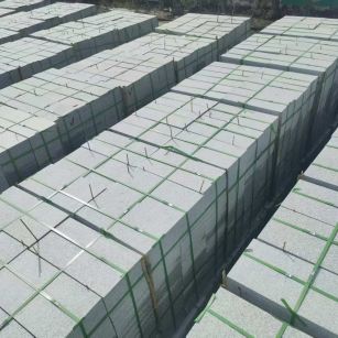 衡阳 芝麻白1.8公分火烧300*600地铺，清仓大甩卖