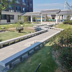 衡阳 芝麻灰小区坐凳&栏杆安装效果