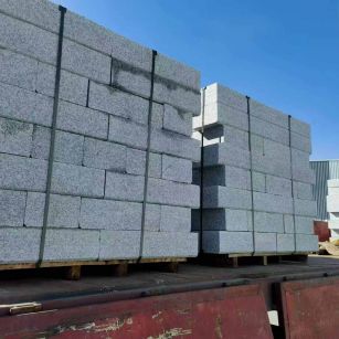 衡阳 路沿石装车出货