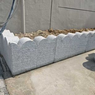 衡阳 芝麻白花岗岩花边石铺装效果图