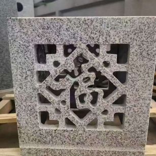 衡阳 芝麻白花岗岩镂空雕花灯笼