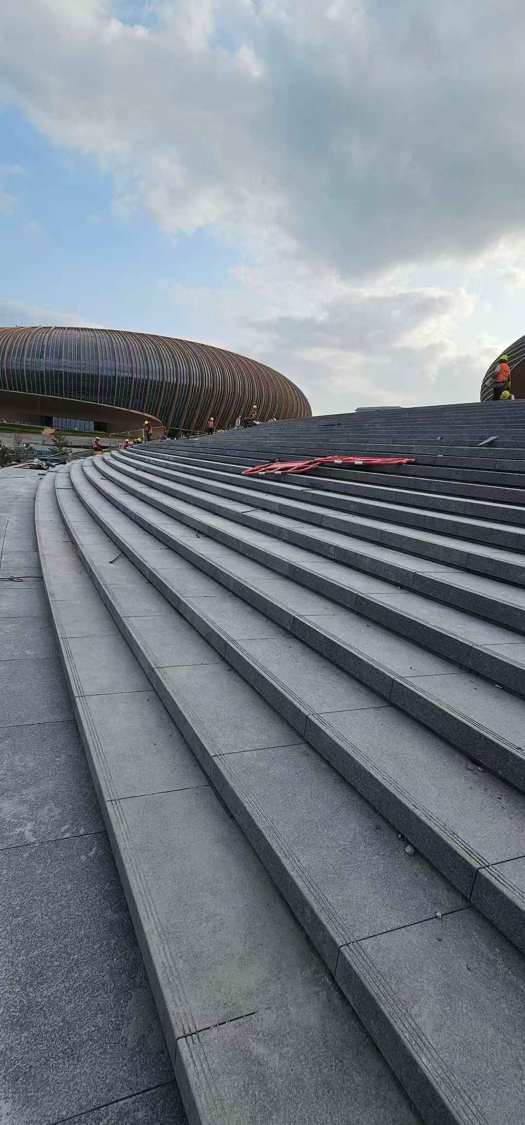 衡阳 弧形整石台阶铺装效果图
