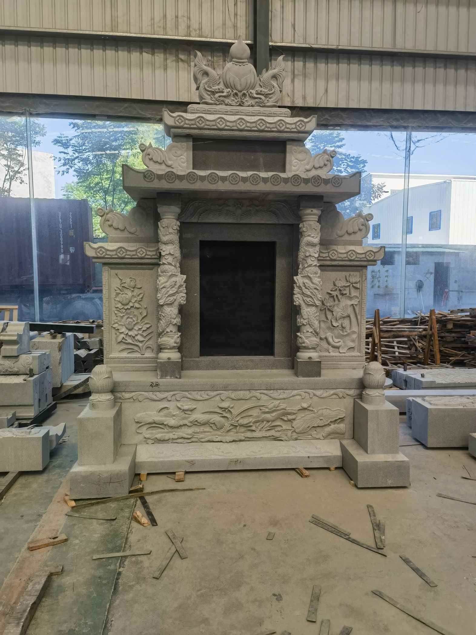 衡阳 芝麻灰高档墓碑、土墓，一套也支持定做