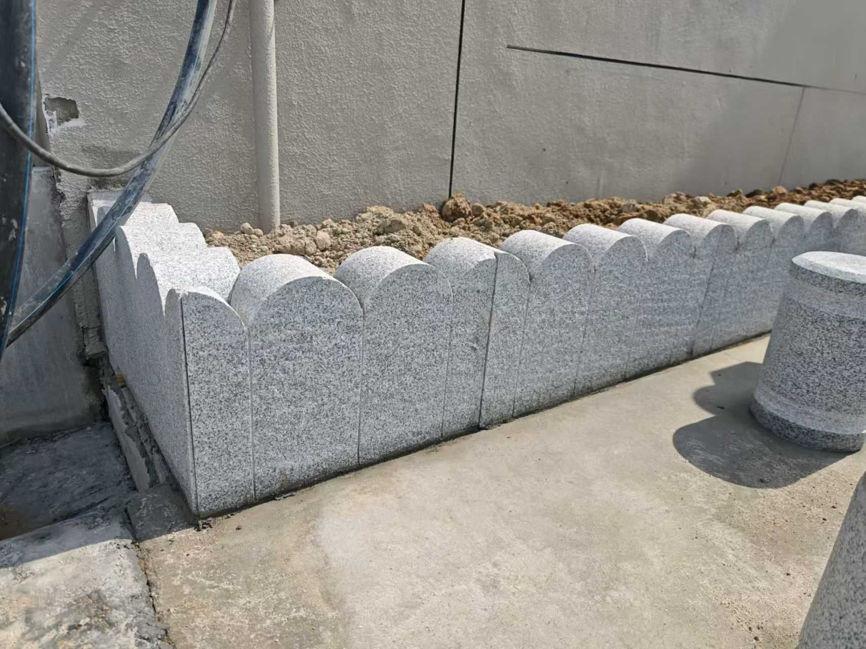 衡阳 芝麻白花岗岩花边石铺装效果图