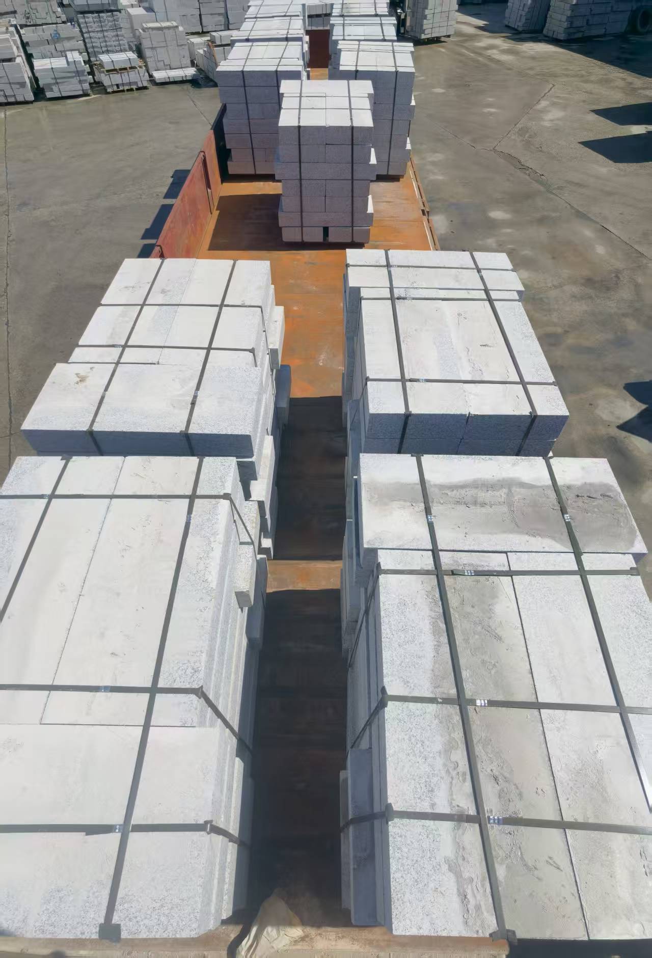 衡阳 路沿石装车出货