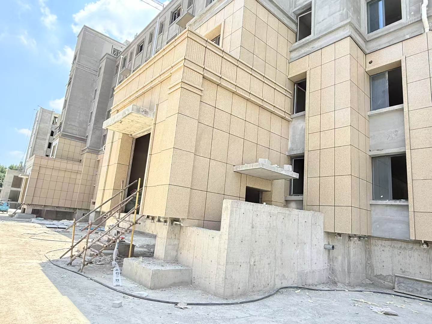衡阳 黄金麻干挂，工地实拍