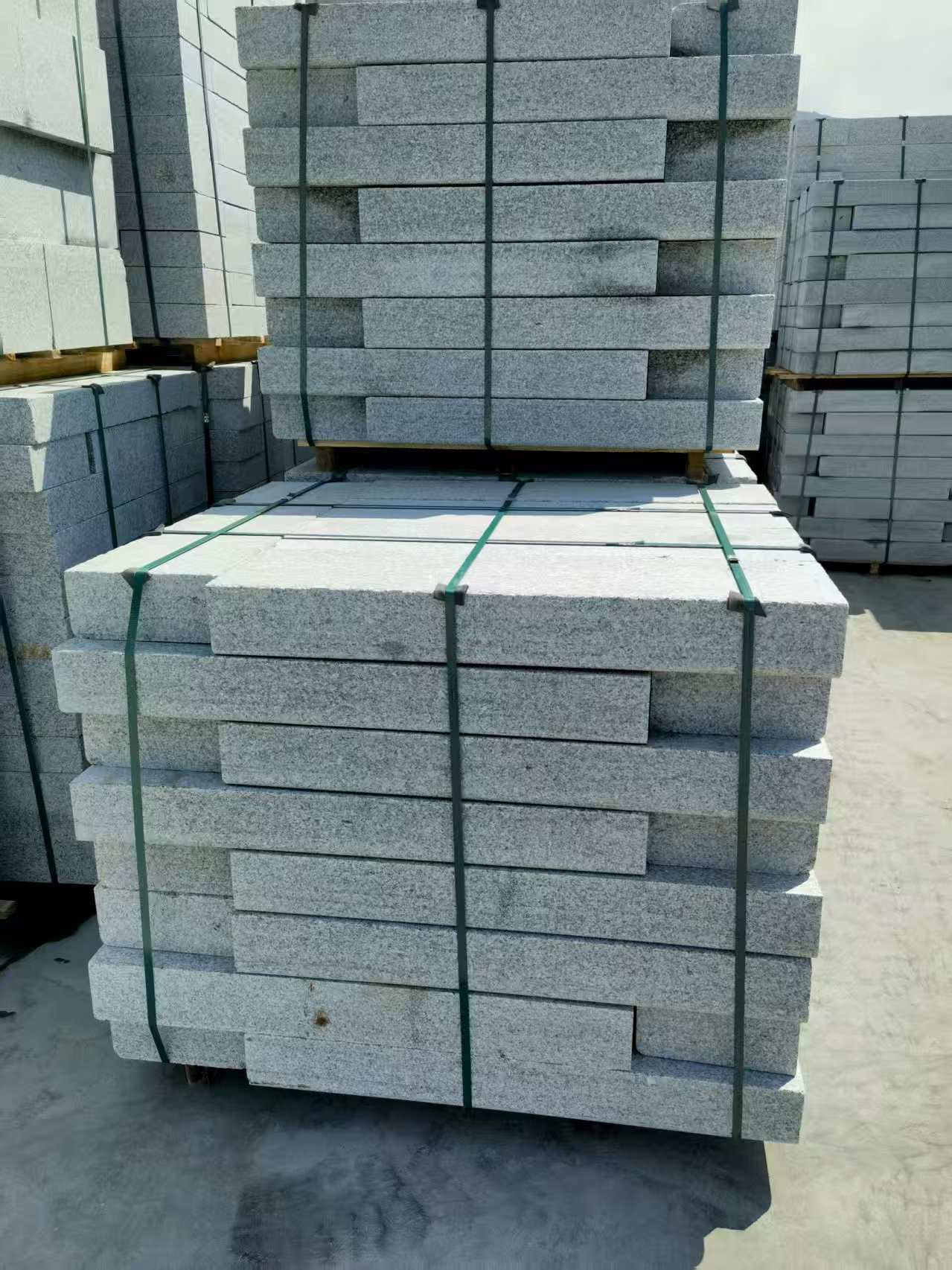 衡阳 芙蓉白花岗岩路沿石、平石尺寸标准，色泽均匀