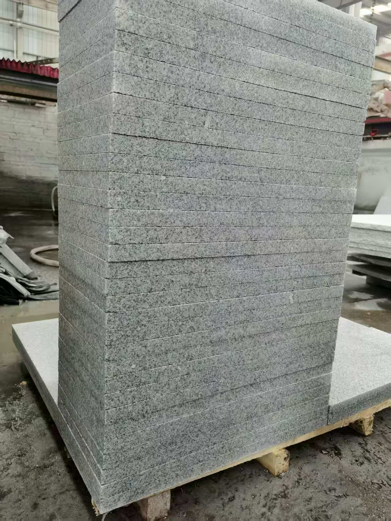 衡阳 花岗岩 地铺成品300*600，尺寸标准、厚薄均匀